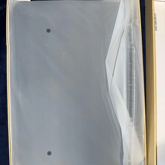 Magnetic iPad Keyboard Case - Black Brand new